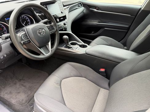 Used 2022 Toyota Camry LE FWD image 8