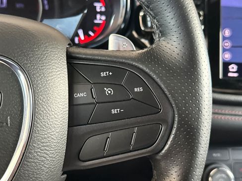 Used 2022 Dodge Durango R/T w/ Blacktop Package AWD/4WD image 29