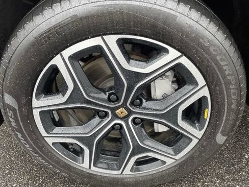 Used 2025 Rivian R1S Adventure AWD/4WD image 11