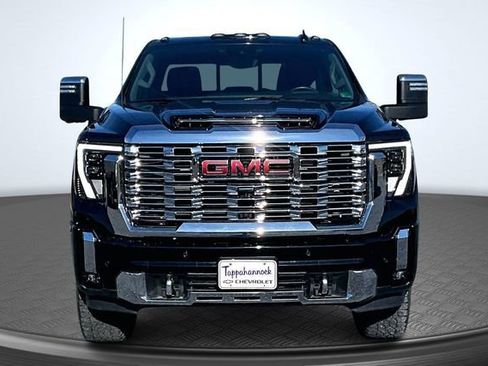 Used 2025 GMC Sierra 3500 Denali w/ Denali Reserve Package image 2
