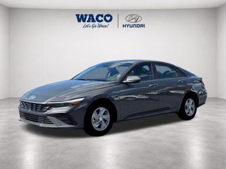 Used 2026 Hyundai Elantra SE FWD video 2