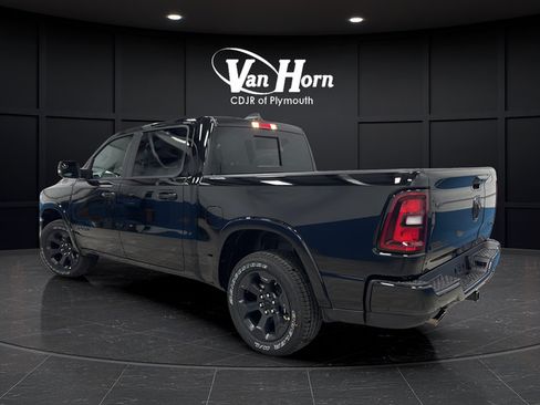 New 2026 RAM 1500 4x4 Crew Cab image 5