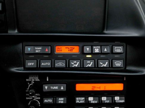Used 1996 Chevrolet Corvette Convertible RWD image 68
