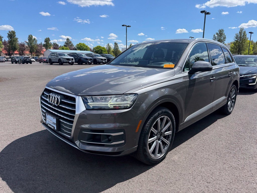 Used 2019 Audi Q7 3.0T Prestige w/ Prestige Package AWD/4WD image 3