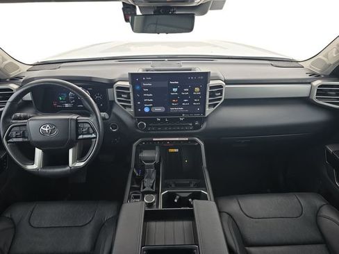 Used 2024 Toyota Tundra Limited image 9