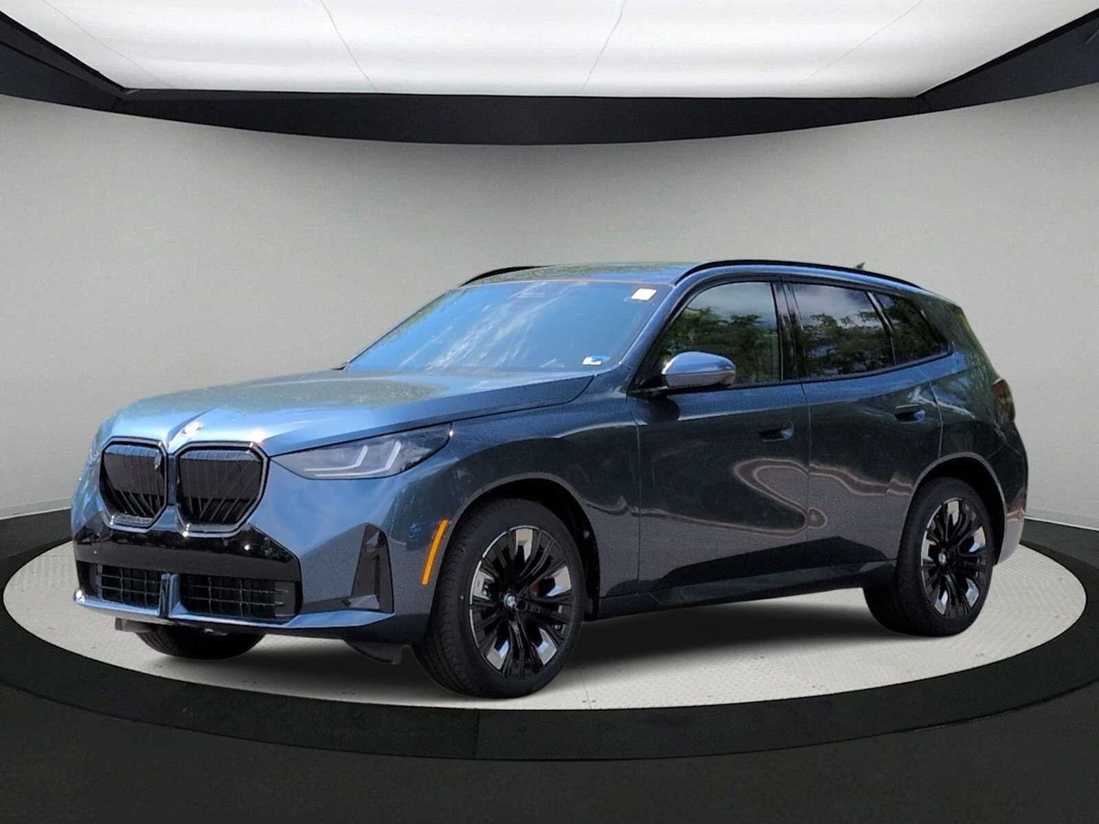 Used 2026 BMW X3 xDrive30i w/ Premium Package AWD/4WD image 4