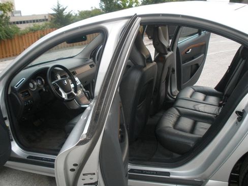 Used 2010 Volvo S80 3.2 image 20