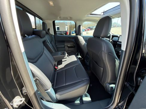 New 2026 Ford Maverick Lariat AWD/4WD image 10