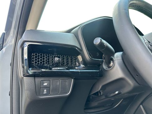 Used 2023 Honda CR-V EX-L image 13