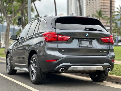 Used 2021 BMW X1 sDrive28i w/ Convenience Package image 3