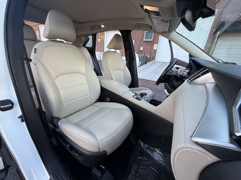 Used 2020 INFINITI QX50 Luxe w/ Cargo Package AWD/4WD image 18
