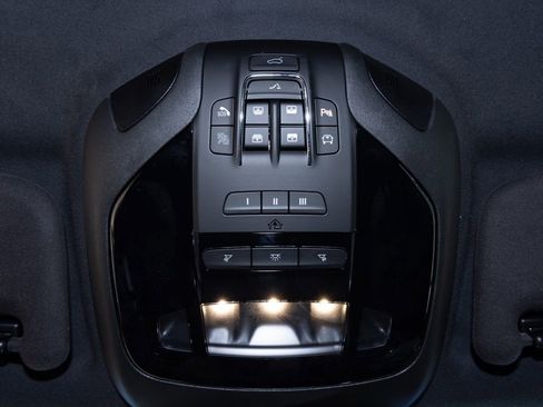 Used 2024 Maserati Levante Modena Ultima image 28