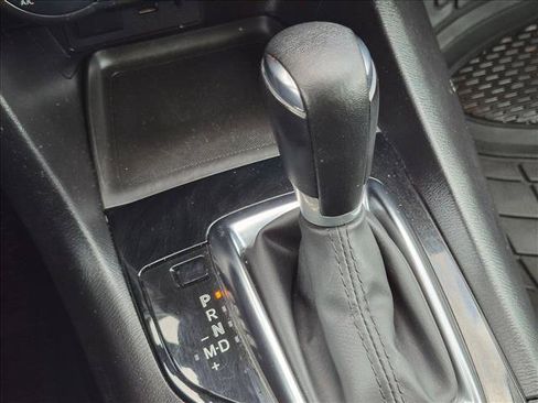 Used 2015 MAZDA MAZDA3 i Sport FWD image 9