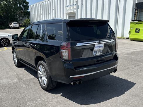 Used 2021 Chevrolet Tahoe High Country w/ Premium Package 2 AWD/4WD image 8