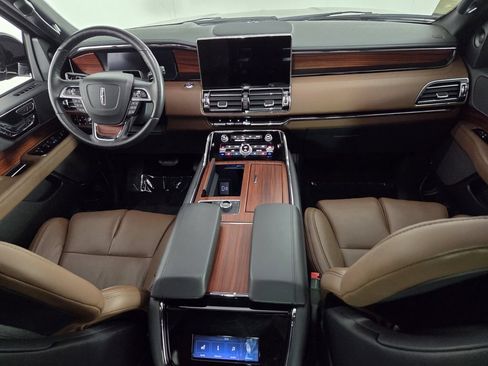 Used 2024 Lincoln Navigator Reserve AWD/4WD image 27