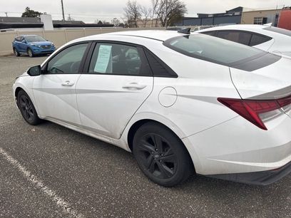 Used 2022 Hyundai Elantra Blue