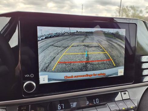 Used 2025 Toyota Camry LE FWD image 52