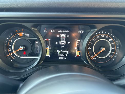 Used 2025 Jeep Wrangler Unlimited Sport AWD/4WD image 25