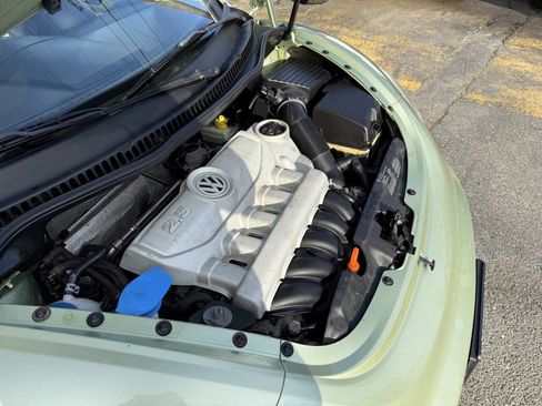 Used 2008 Volkswagen Beetle S image 14