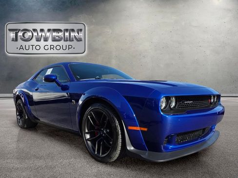Used 2022 Dodge Challenger R/T Scat Pack RWD image 2