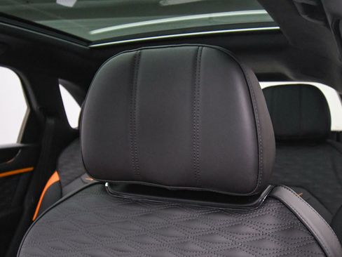 New 2026 Bentley Bentayga Speed image 49