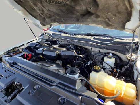 Used 2017 Ford F250 XL w/ Power Equipment Group image 45