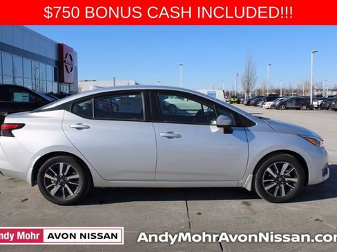 New 2025 Nissan Versa SV image 3