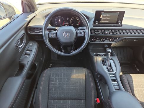 Used 2024 Honda HR-V Sport image 12
