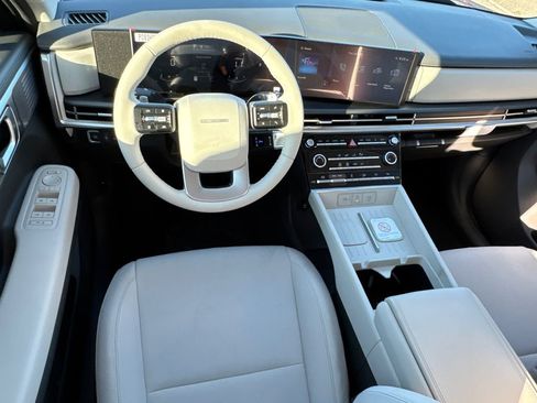 New 2026 Hyundai Santa Fe SE image 13