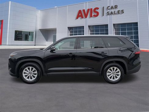 Used 2025 Toyota Grand Highlander XLE image 10