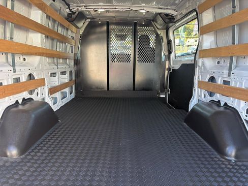 Used 2023 Ford Transit 250 Low Roof w/ Exterior Upgrade Package RWD image 32