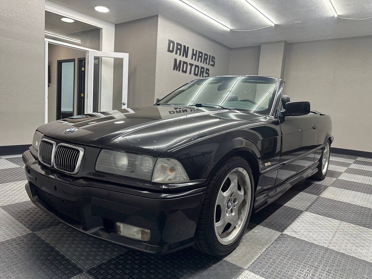 Used 1997 BMW 328i Convertible RWD image 28