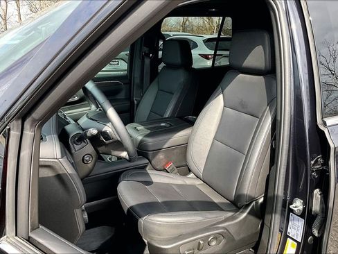 Used 2024 Chevrolet Tahoe LT w/ Luxury Package image 35