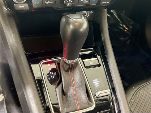 Used 2022 Jeep Compass Trailhawk w/ Trailhawk Elite Group image 17