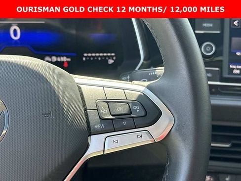 Used 2024 Volkswagen Jetta SE w/ Panoramic Sunroof Package FWD image 29