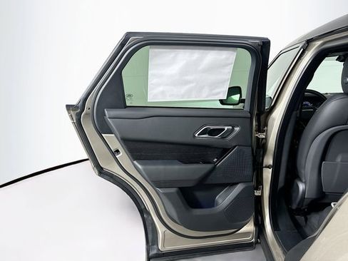 New 2026 Land Rover Range Rover Velar Dynamic SE image 22