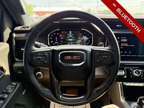 Used 2023 GMC Sierra 1500 AT4 w/ AT4 Premium Package AWD/4WD image 17