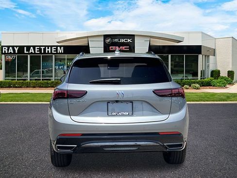 Used 2026 Buick Envision Sport Touring AWD/4WD image 4