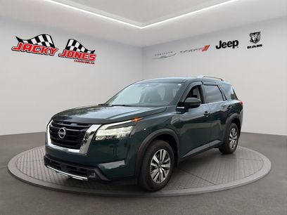 Used 2022 Nissan Pathfinder SL
