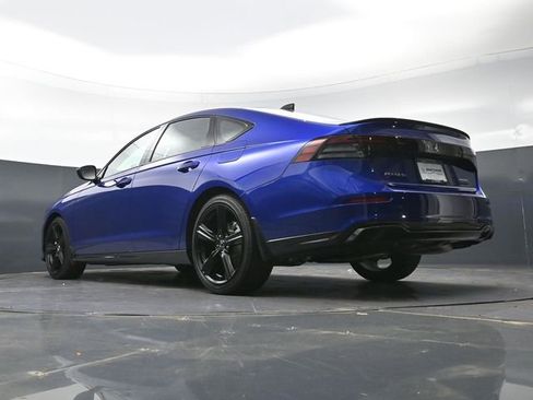 Certified 2025 Honda Accord Sport image 37