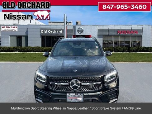 Used 2025 Mercedes-Benz GLB 250 4MATIC image 3