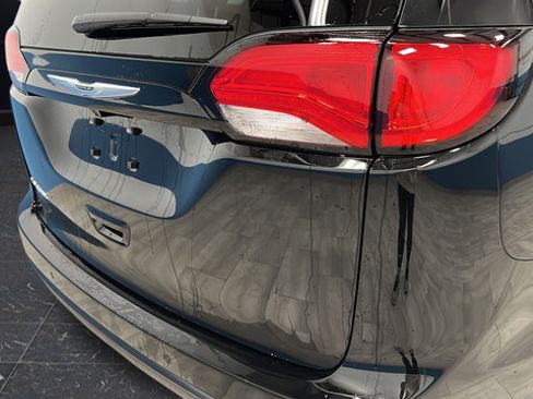 New 2026 Chrysler Voyager LX FWD image 37
