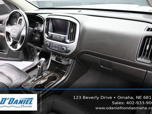 Used 2022 GMC Canyon Elevation w/ Elevation Premium Package AWD/4WD image 40