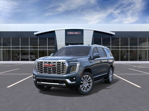 New 2026 GMC Yukon Denali w/ Denali Reserve Package AWD/4WD image 9
