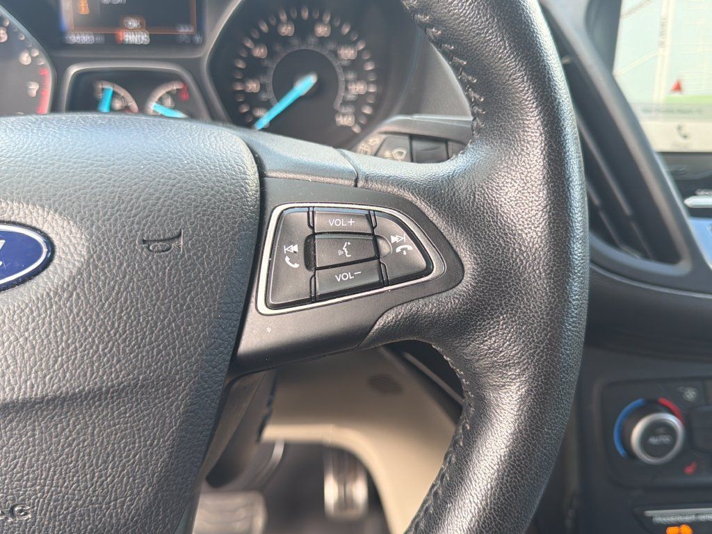 Used 2019 Ford Escape Titanium FWD image 20