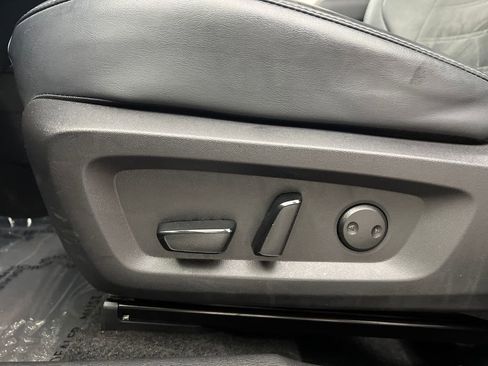 Used 2025 Mitsubishi Outlander SE AWD/4WD image 10