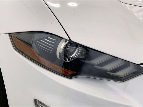 Used 2020 Ford Mustang Premium image 12