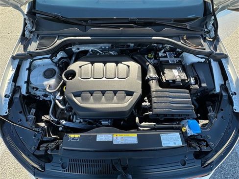 Used 2023 Volkswagen GTI SE image 31