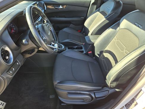 Certified 2023 Kia Forte GT-Line w/ GT-Line Technology Package image 11