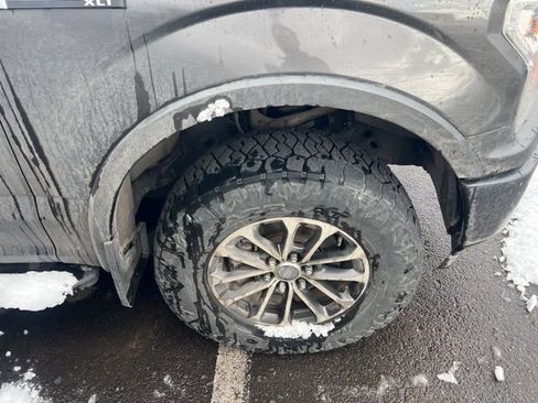 Used 2018 Ford F150 XLT w/ Equipment Group 302A Luxury image 8